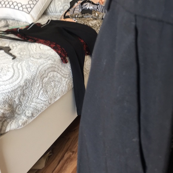 Black pants Ann Taylor EUC - Picture 4 of 5